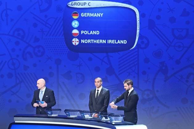EURO 2016, Auslosung in Paris im Kongresszentrum 12.12.2015 PARIS, FRANCE, FOOTBALL, UEFA EURO EM Europameisterschaft Fussball 2016 - FINAL DRAW EDITION - ANGELOS CHARISTEAS GRUPPE C EURO 2016 