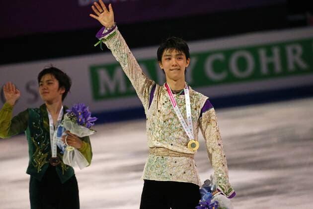 BARCELONA -december 12- SPAIN: Yuzuru Hanyu and Shoma Uno during the awards ceremony of the ISU Gran Prix of Figure skating Eiskunstlauf final, in Barcelona on december 12, 2015. Photo: Joan Valls Urbanandsport Cordon Press 
