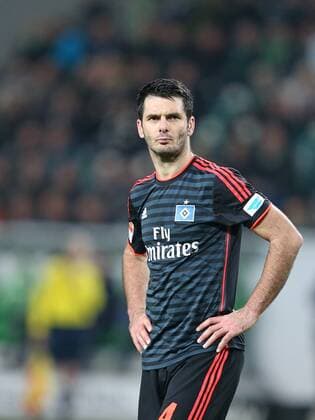 12.12.2015, Fussball 1.Bundesliga 2015 2016, 16.Spieltag, VfL Wolfsburg - Hamburger SV, in der Volkswagen Arena, Wolfsburg. Emir Spahic (Hamburg) enttäuscht 