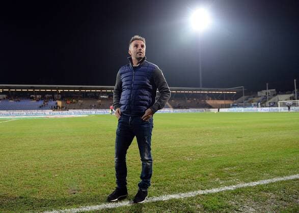 18.12.2015, xjhx, Fussball 2.Bundesliga, FSV Frankfurt - Arminia Bielefeld, emspor v.l. Trainer Thomas Oral (FSV Frankfurt)