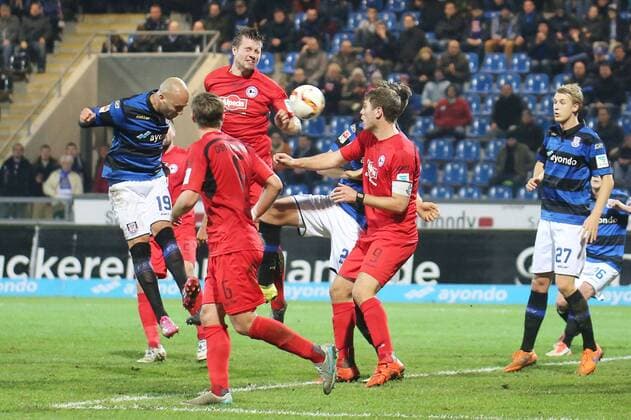 Frankfurt Dani Schahin (FSV Frankfurt) scheitert knapp Copyright: RRZ Eibner-Pressefoto EP_RRZ