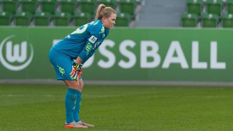Torhüterin, Torwart Merle Frohms (VfL Wolfsburg, 29) enttäuscht schauend, Enttäuschung nach ihrem Fehler, der zum 0:1 führte, Fussball, Allianz Frauen-Bundesliga, VfL Wolfsburg - FF USV Jena, xobx