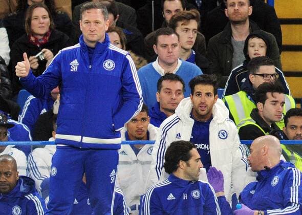 Football - 2015 2016 Premier League - Chelsea vs. Sunderland Cesc Fabregas of Chelsea is substituted by Caretaker manager Steve Holland (left) at Stamford Bridge. COLORSPORT ANDREW COWIE 