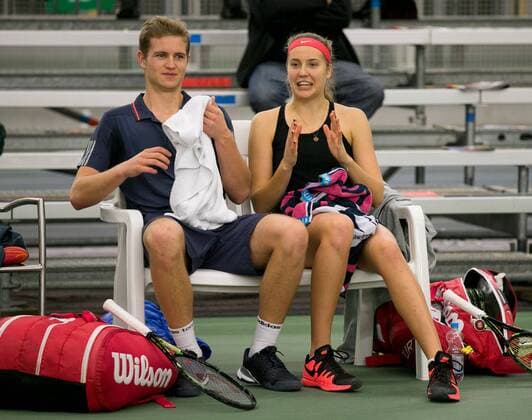 Johannes Haerteis und Antonia Lottner sitzen auf der Bank waehrend der Spielpause,Mixed, Deutsche Meisterschaft in Biberach an der Riß, 44. Deutschen Hallenmeisterschaften 2015 Tennis - Deutsche Meisterschaft 2015 - Deutsche Meisterschaft - - Biberach an der Riss - Baden-Wuerttemberg - Germany - 20 December 2015.