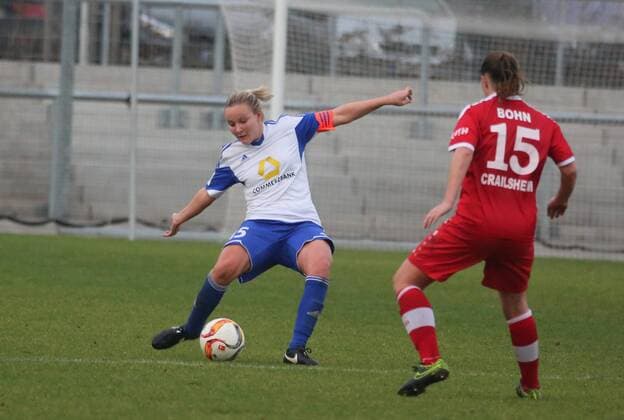 04.09.2015 xcex Deutschland, Frankfurt, Fussball, Frauenfussball 2. Bundesliga Frauen Süd Saison 2015 2016 1. FFC Frankfurt II gegen TSV Crailsheim Larissa Goerdel (FFC Frankfurt)