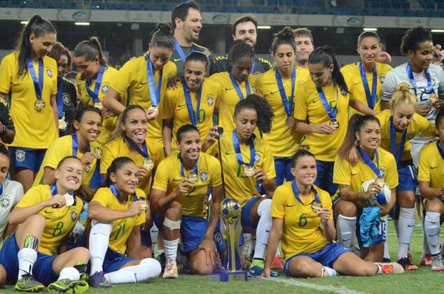 International Women& 39;s Football Tournam CHRISTMAS, RN - 12 20 2015: INTERNATIONAL TOURNAMENT OF FEM FOOTBALL - Brazil defeated Canada by 3-1 and won the sixth title of the International Women& 39;s Foll Tll Tournament. (Photo: Adrovando Light FotoArena)  AdrovandoxClaro