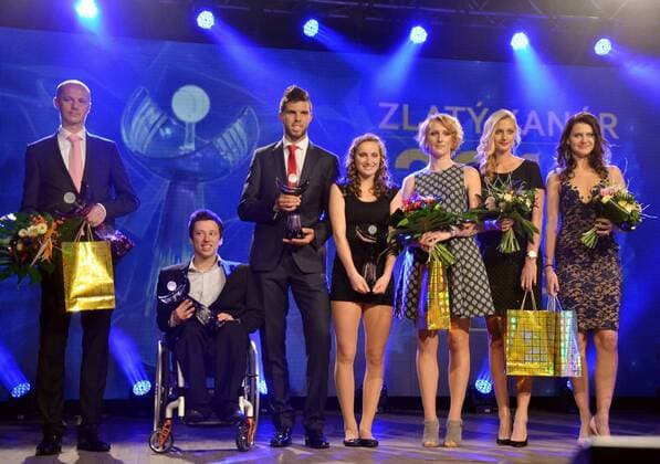 The Czech tennis team, which won the Fed Cup this year again, received the 2015 best Czech tennis player award, Golden Canary, today, on December 22, 2015, being the first women s team to win the main prize. Prerov, Czech Republic. On the photo from left Fed Cup captain Petr Pala, the best disabled tennis player Petr Utikal, Jiri Vesely with the prize for advancing in the ATP Tennis Herren standings, talent of the year Marketa Vondrousova, Tereza Smitkova, Petra Kvitova and Lucie Safarova. (CTKxPhoto VladislavxGalgonek) CTKPhotoP201512220790301 GAL 6