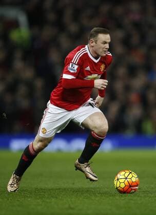 Wayne Rooney of Manchester United ManU in action - English Premier League - Manchester Utd vs Chelsea - Old Trafford Stadium - Manchester - England - 28th December 2015 - Picture Simon Bellis Sportimage EDITORIAL USE ONLY. No use with unauthorised audio, video, data, fixture lists, club league logos or live services. Online in-match use limited to 120 images, no video emulation. No use in betting, games or single club league player publications.