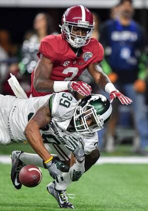 December 31st, 2015: .Alabama Crimson Tide wide receiver Calvin Ridley (3) tries to make a catch as Michigan State Spartans cornerback Jermaine Edmondson (39) knocks the ball away during the 2015 Goodyear Cotton Bowl game between the Michigan State Spartans and Alabama Crimson Tide at the AT&T Stadium in Arlington Texas..Alabama wins 38-0. NCAA College League USA Football 2015: Goodyear Cotton Bowl Classic Michigan State vs Alabama DEC 31 - ZUMAcf3_