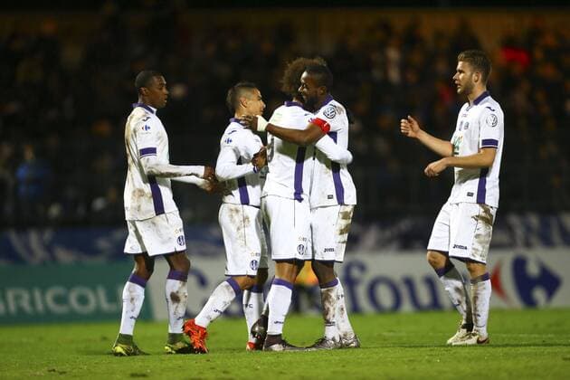 Martin Braithwaite (Toulouse), Jean Daniel Akpa Akpro (Toulouse) - Fussball Frankreich, Coupe de France, Entente SSG vs. Toulouse FC - 02 01 2016 - GwendolineLeGoff Panoramic 