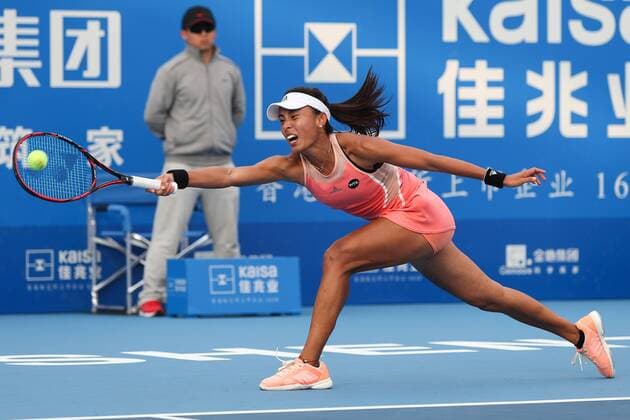 SHENZHEN, CHINA - JANUARY 07: (CHINA OUT) Wang Qiang of China returns a shot against Agnieszka Radwanska of Poland in quarter finals match during Day five of 2016 WTA Tennis Damen Shenzhen Open at Longgang Sports Center on January 7, 2016 in Shenzhen, Guangdong Province of China.  CFP477886457 