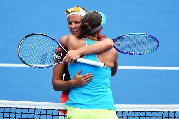 07.0.2016. Auckland, New Zealand. Kristen Flipkens (BEL) congratulates Tamira Paszek (AUT) during Day 4 Quarter Finals of the 2016 ASB Classic Womens. ASB Tennis Centre, Auckland, New Zealand. Thursday 7 January 2016. xChrisxSymesx  ActionPlus11694581
