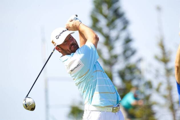 January 08 2016: Alex Cejka tees off on number nine during the Second Round of the Hyundai Tournament of Champions at Kapalua Plantation Course on Maui, HI. (Photo by Aric Becker Icon Sportswire) GOLF: JAN 08 PGA Golf Herren - Hyundai Tournament of Champions - Second Round Icon16010829 EDITORIAL USE ONLY