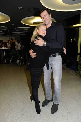 Lars Riedel mit Freundin Katja Gruber Premiere Apassionata - Im Bann des Spiegels Olympiahalle Pferdeshow, Pferde Show Tiere München 09. Januar 2016
