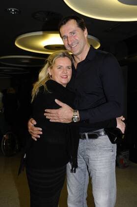 Lars Riedel mit Freundin Katja Gruber Premiere Apassionata - Im Bann des Spiegels Olympiahalle Pferdeshow, Pferde Show Tiere München 09. Januar 2016