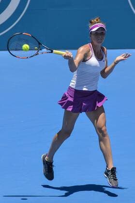 11.01.16 Sydney, Australia. Elina Svitolina (UKR) in action against Angelique Kerber (GER) during their womens singles match on day 2 at the Apia International Sydney. xNigelxOwenx  ActionPlus11695982