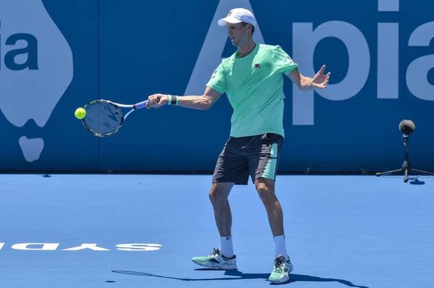 11.01.16 Sydney, Australia. Andreas Seppi (ITA) in action against Denis Istomin (UZB) during their mens singles match on day 2 at the Apia International Sydney. Seppi won the match 6-4,4-6,6-2. xNigelxOwenx  ActionPlus11696009