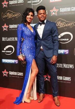 Bilder des Tages - SPORT - LINT, BELGIUM: Genk s Leon Bailey pictured on the red carpet ahead of the 62nd edition of the Golden Shoe award ceremony, Wednesday 13 January 2016, in Lint AED studio. The Golden Shoe (Gouden Schoen Soulier d Or) is an award for the best soccer player of the Belgian Jupiler Pro League championship during the year 2015. VIRGINIExLEFOUR  x04772840x