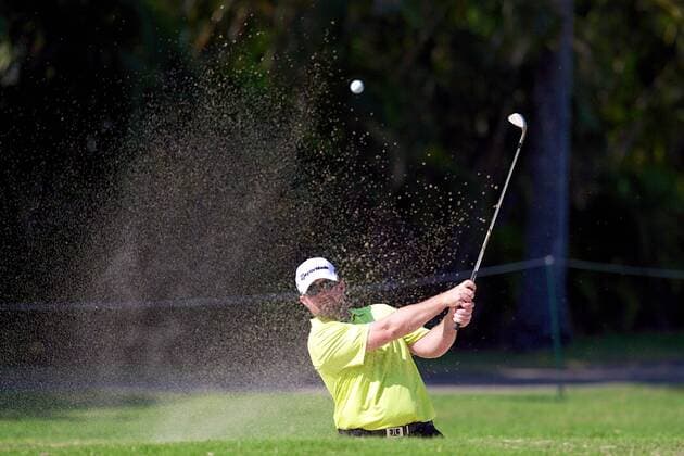 January 14, 2016 - Honolulu, Hawaii: Steve Wheatcroft hits out of the bunker during play of the first round of the Sony Open at Waialae Country Club in Honolulu, Hawaii. PGA Golf Herren Golf: Sony Open JAN14 - ZUMAc04_