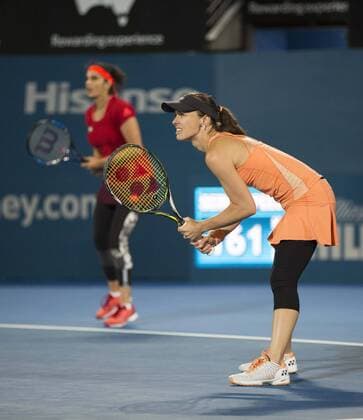 (160116) -- SYDNEY, Jan. 15, 2016 -- Martina Hingis (R) of Switzerland and Sania Mirza of India compete during the women s doubles final against Caroline Garcia and Kristina Mladenovic of France at the Apia International Sydney tennis tournament in Sydney, Australia, Jan. 15, 2016. Martina Hingis and Sania Mirza won 2-1. ) (SP)AUSTRALIA-SYDNEY-TENNIS-APIA INTERNATIONAL SYDNEY ZhuxHongye 