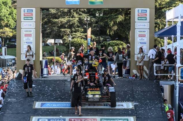 347 Tim Coronel (NLD) SUZUKI Maxxis Super B CAR , Finish podium Rosario 16-1-2016 , Le Dakar 2016 xVIxxIVx 4839529