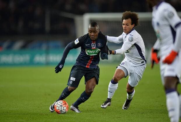 Hervin Ongenda (psg) - Martin Braithwaite (tou) - Fussball Frankreich, Coupe de France, Paris Saint Germain PSG vs. Toulouse FC - 19 01 2016 AnthonyBIBARD FEP Panoramic 