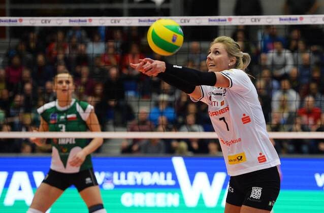 Laura Dijkema (Dresden), Dresdner SC gegen Impel Volleyball Wroclaw (Polen), Volleyball, 2016 CEV DenizBank Volleyball Champions League der Frauen, Championsleague, CL, Margon-Arena Dresden Bodenbacher Straße, DSC, Saison 2015 2016, 20.01.2016,