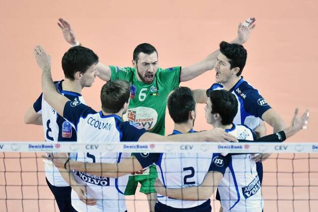Volleyball, Champions League, Dukla Liberec - Knack Roeselare Men s Volleyball Champions League 5th round group E match, Liberec against Roeselare in Liberec, Czech Republic, January 21, 2016. Stijn Dejonckheere (third from left) of Roeselare celebrates with his teammates. (CTKxPhoto RadekxPetrasek) CTKPhotoP201601211001301  PER 2