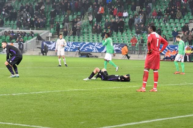 Dylan Saint Louis - Nolan Roux (saint etienne) - Rayan Frikeche - Anthony Lippini et Riffi Mandanda (ajaccio) - Fussball Frankreich, Coupe de France, AS Saint Etienne vs. AC Ajaccio - 21 01 2016 FredericChambert Panoramic 