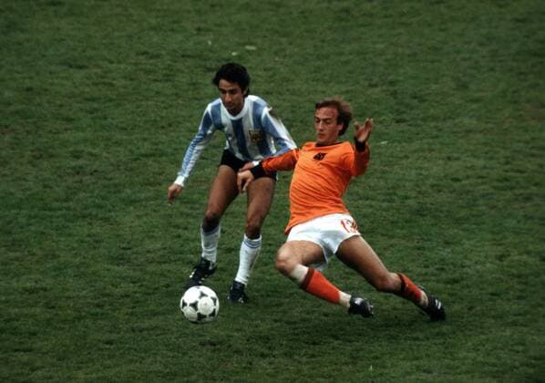 WM Finale 1978, Osvaldo Ardiles (Argentinien) gegen Johan Neeskens (Niederlande)