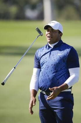 January 29, 2016: Jhonattan Vegas just misses his putt on the 8th green of the North Course during the second round of the Farmers Insurance Open at Torrey Pines Golf Course in San Diego, California. PGA Golf Herren 2016: Farmers Insurance Open JAN 29 - ZUMAc04_