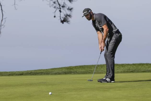 January 29, 2016: Dustin Johnson putts on the 7th green of the North Course during the second round of the Farmers Insurance Open at Torrey Pines Golf Course in San Diego, California. PGA Golf Herren 2016: Farmers Insurance Open JAN 29 - ZUMAc04_