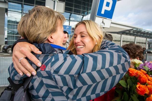 Tennis, Angelique Kerber Ankunft am Flughafen Posen 2016.02.01 Tennis, Ankunft der Australian Open Siegerin ANGELIQUE KERBER in Posen  20160201_PF_PJ011