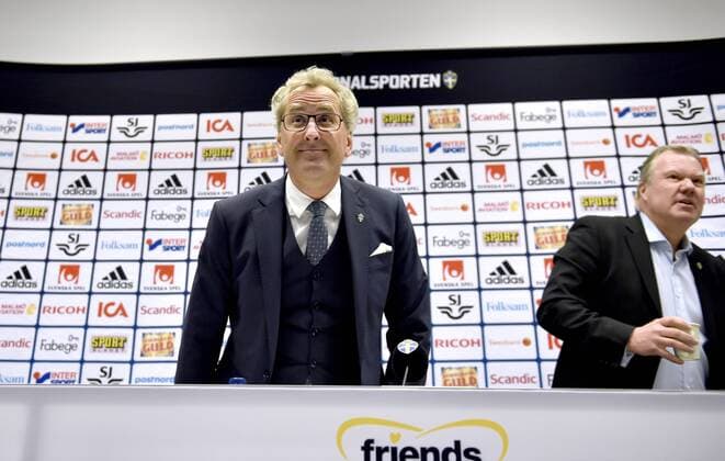 Fußball, PK Erik Hamren - Nationaltrainer Schweden 160201 Förbundskapten Erik Hamren och Karl-Erik Nilsson under en presskonferens den 2 februari 2016 i Stockholm.  Copyright: JohannaxLundberg BB160201JL001
