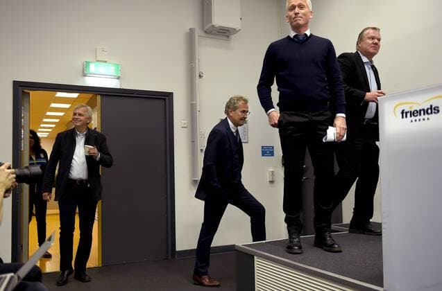 Fußball, PK Erik Hamren - Nationaltrainer Schweden 160201 Förbundskapten Erik Hamren, Lars Riche, Hakan Sjöstrand och Karl-Erik Nilsson under en presskonferens den 2 februari 2016 i Stockholm.  Copyright: JohannaxLundberg BB160201JL002