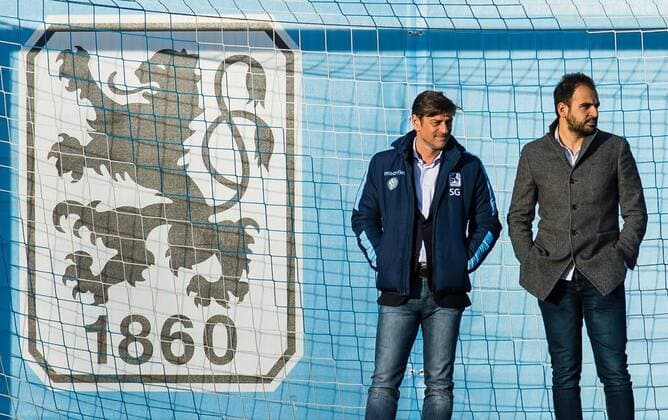 Bilder des Tages - SPORT 2.2.2016 Dienstag, 02.02.2016, 2. Bundesliga, Saison 2015 2016, Training TSV 1860 Muenchen, v-l Sportlicher Leiter Oliver Kreuzer (TSV 1860 Muenchen) Geschaeftsfuehrer Noor Basha (TSV 1860 Muenchen) DeFodi507