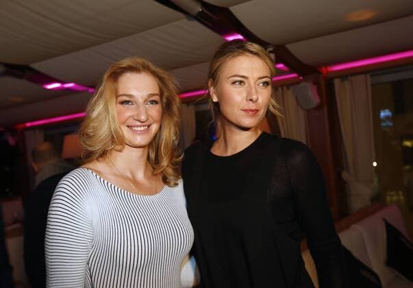 Tennis, Russlands FedCup-Team während eines Dinners Fed cup 2016. Russia v Netherlands. Official Dinner rose bar . Maria SHARAPOVA & Ekaterina MAKAROVA .
