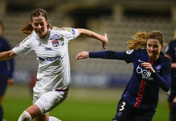 Lotta Schelin ( Lyon ) - Laure Boulleau ( PSG ) FOOTBALL : Paris Saint Germain vs Olympique Lyonnais - Championnat Feminin D1 - Paris - 05 02 2016 FedericoPestellini Panoramic 