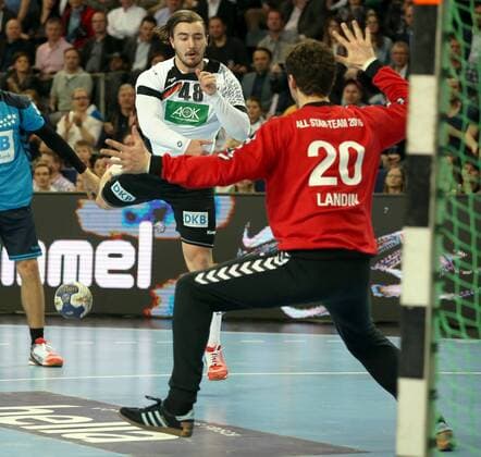 05.02.2016 - Handball - DKB Handball Bundesliga - All Star Day Nürnberg - All Star Game : Nationalmannschaft Nationalteam Deutschland - All Star Team 2016 - DaMa - Jannik Kohlbacher ( Deutschland ) Niklas Landin ( All Star Team 2016 )