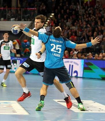 05.02.2016 - Handball - DKB Handball Bundesliga - All Star Day Nürnberg - All Star Game : Nationalmannschaft Nationalteam Deutschland - All Star Team 2016 - DaMa - Erik Schmidt ( Deutschland ) Rasmus Lauge ( All Star Team 2016 )