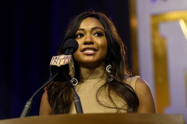 Friday, February 5, 2016: Brittney Payton speaks at a press conference PK Pressekonferenz to introduce the Walter Payton Man of the Year finalists at the Moscone Center in San Francisco, California during the National Football League week long opening celebrations for Super Bowl 50 between the Carolina Panthers and the Denver Broncos . NFL American Football Herren USA 2016: Super Bowl 50 FEB 03 - ZUMAc04_