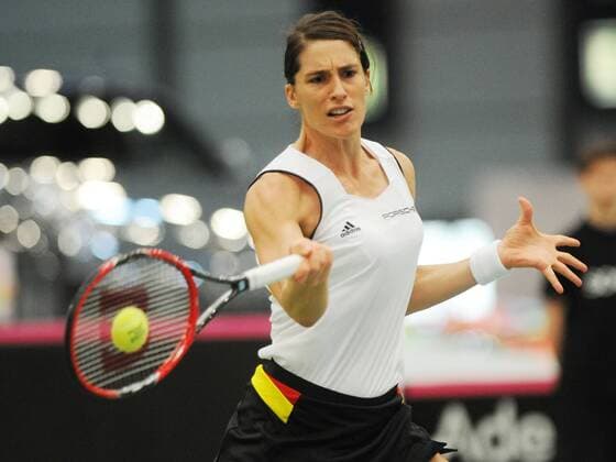 Tennis, FedCup, Deutschland - Schweiz Leipzig Fed Cup Deutschland vs Schweiz, Messehalle eins, Leipzig, 06.02.16, Einzel erster Tag, 1.Einzel: Andrea Petkovic, Ger WTA Tennis Damen Nr.23, vs Belinda Bencic,SUI,WTA Nr.11, hier Andrea Petkovic, Ger,WTA Nr.23, Copyright: Franzx Eibner-Pressefoto EP_pfz