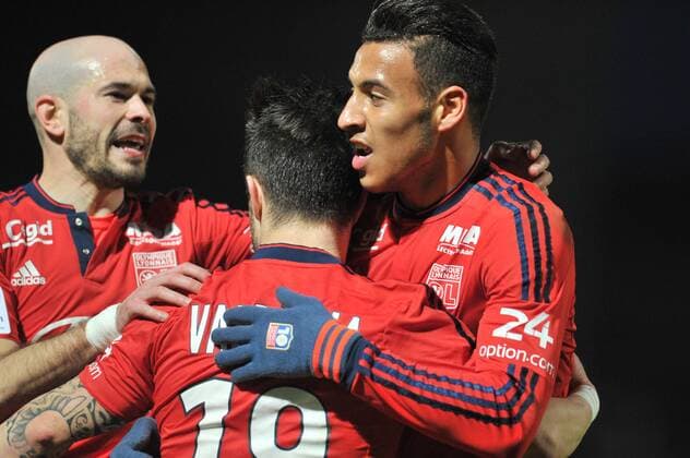 Christophe JALLET (ol) - Corentin TOLISSO (ol) - MATHIEU VALBUENA (ol) - JOIE FOOTBALL : SCO Angers vs Olympique Lyon - Ligue 1 - 06 02 2016 LECOEUR FEP Panoramic 