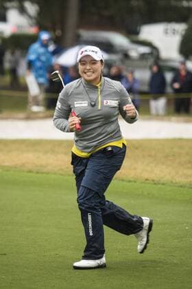 February 06, 2016: Ha Na Jang birdies hole 18 and celebrates her victory with an 11 under at the Coates Golf Championship in Ocala, FL. (Photograph by Roy K. Miller Icon Sportswire) GOLF: FEB 06 LPGA Golf Damen - Coates Golf Championship - Fourth Round Icon160206004 EDITORIAL USE ONLY