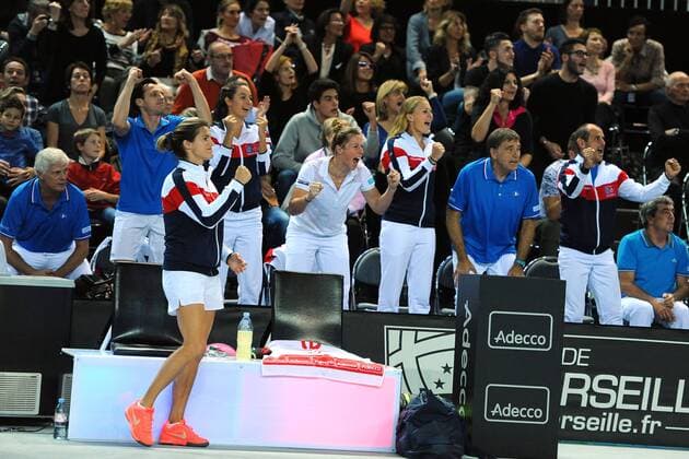 Kristina Mladenovic (FRA) Caroline Garcia (FRA) Pauline Parmentier (FRA) Oceane Dodin (FRA) Amelie Mauresmo (FRA) TENNIS : Fed Cup - FRA vs ITA - 07 02 16 TennisMagazinex 