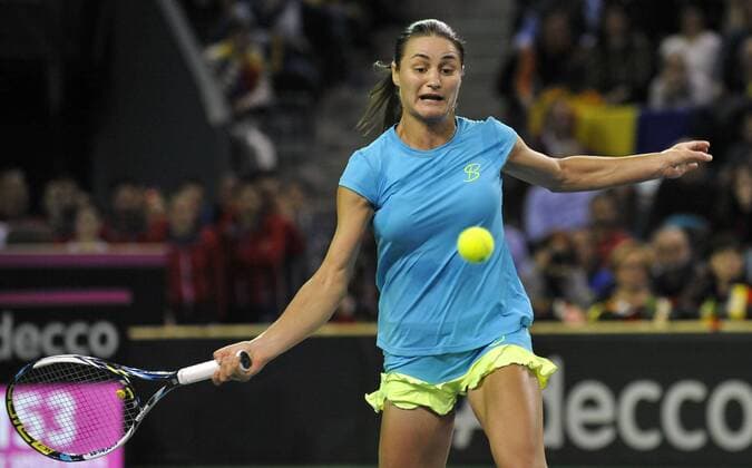 06.02.2016 Cluj-Napoca(Romania) Romania-Czech Republic Fed Cup women s tennis Monica Niculescu Romania :Str 