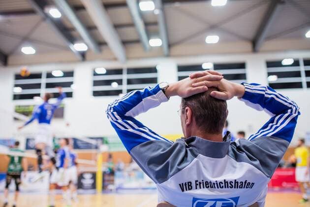 Berlin, Deutschland, 09.02.2016: Volleyball Bundesliga Saison 2015 2016 - Netzhoppers KW-Bestensee - VfB Friedrichshafen. Stelian Moculescu (VfB Friedrichshafen)