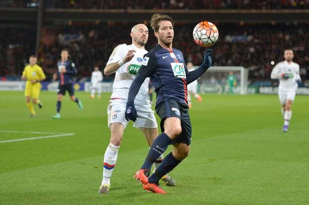 Fußball, Coupe de France, Paris St. Germain - Olympique Lyon MAXWELL (psg) - CHRISTOPHE JALLET (ol) - Fussball Frankreich, Coupe de France, Paris Saint Germain PSG vs. Olympique Lyon - 10 02 2016 AnthonyBIBARD FEP Panoramic 
