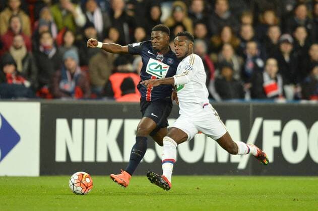 Fußball, Coupe de France, Paris St. Germain - Olympique Lyon SERGE AURIER (psg) - MAXWELL CORNET (ol) - Fussball Frankreich, Coupe de France, Paris Saint Germain PSG vs. Olympique Lyon - 10 02 2016 AnthonyBIBARD FEP Panoramic 