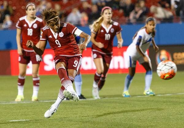 10 FEB 2016: Mexico forward Maribel Dominguez (9) scores a hat trick with her 3rd goal on a penalty shot during the Women s Olympic Qualifying soccer game between Puerto Rico and Mexico national teams played at Toyota Stadium in Frisco, TX. Mexico defeats Puerto Rico 6-0. (Photo by Andrew Dieb Icon Sportswire) SOCCER: FEB 10 Women s Olympic Qualifying - Puerto Rico v Mexico Icon160210464 EDITORIAL USE ONLY